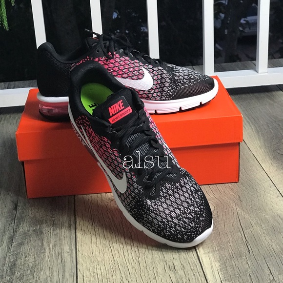 NWT Nike Air Max Sequent 2 B/W-Racer Pink WMNS - Picture 3 of 7